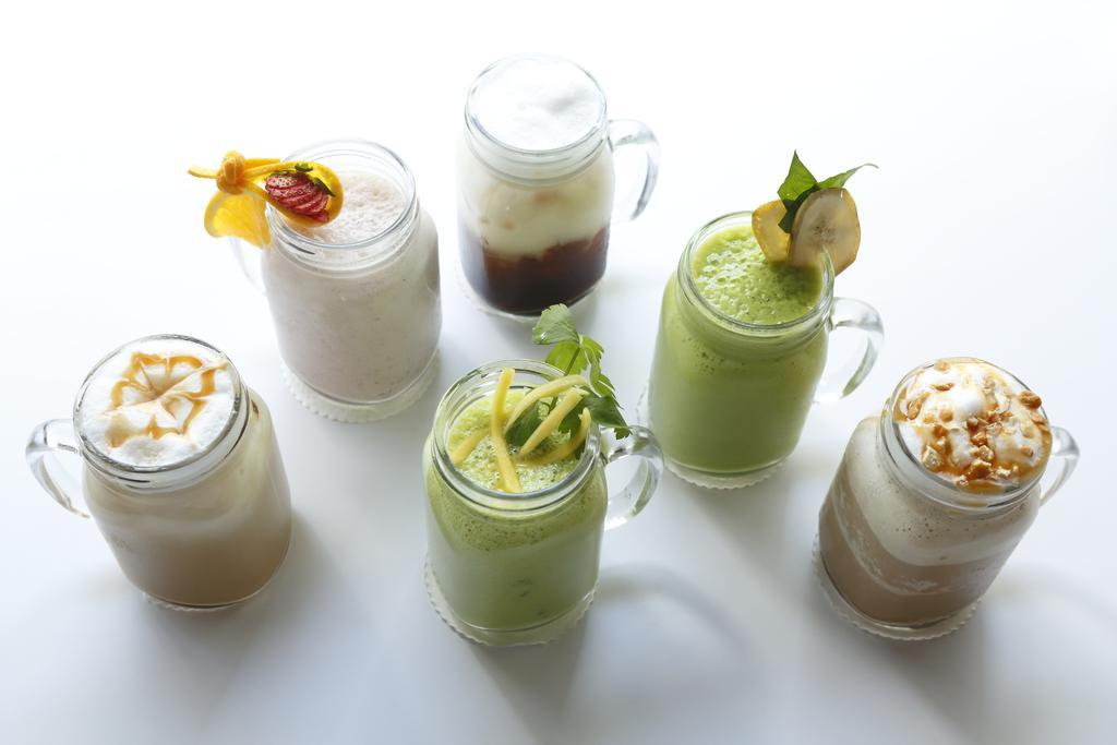 Berry Biz Hotel Seminyak  Luaran gambar