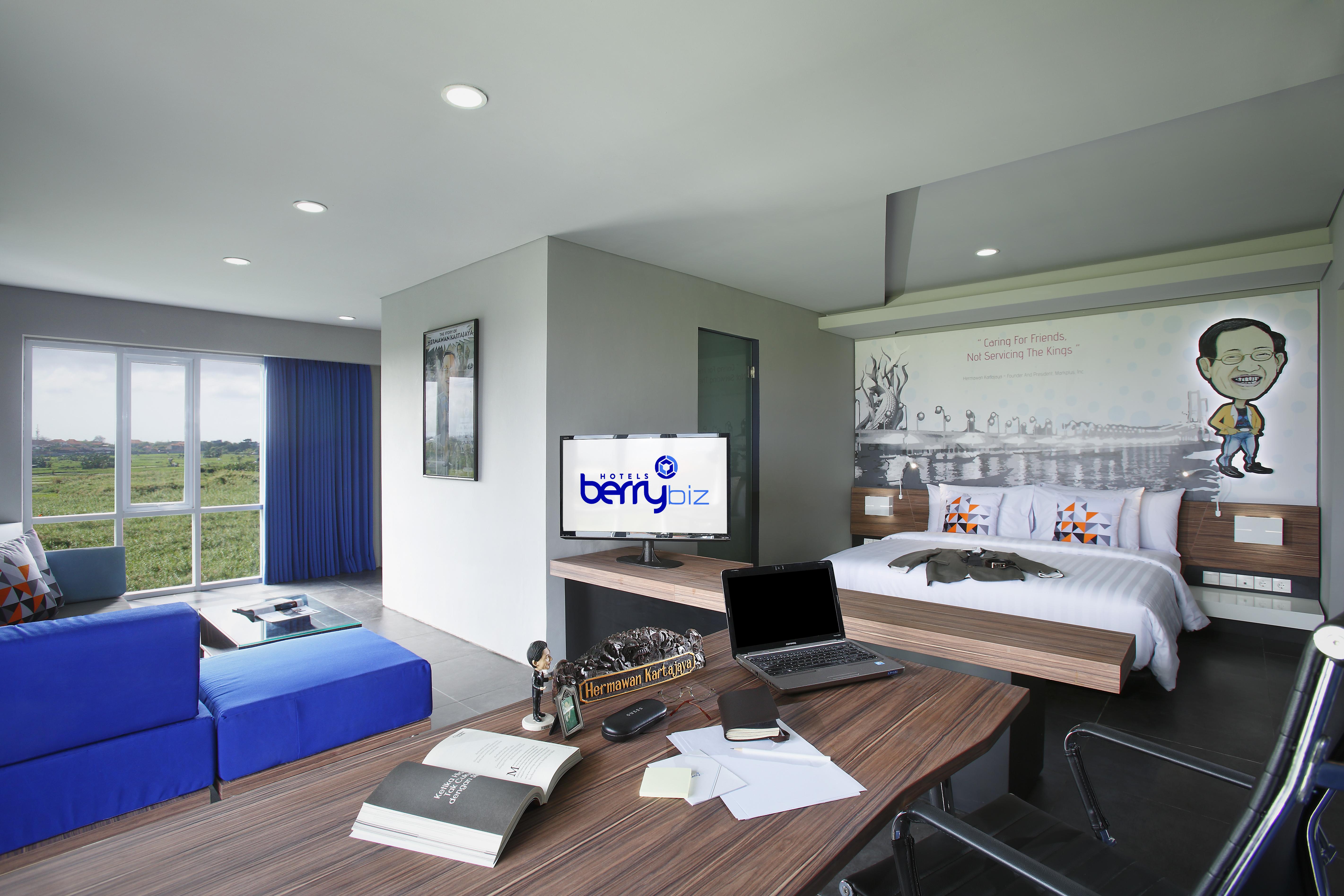Berry Biz Hotel Seminyak  Luaran gambar
