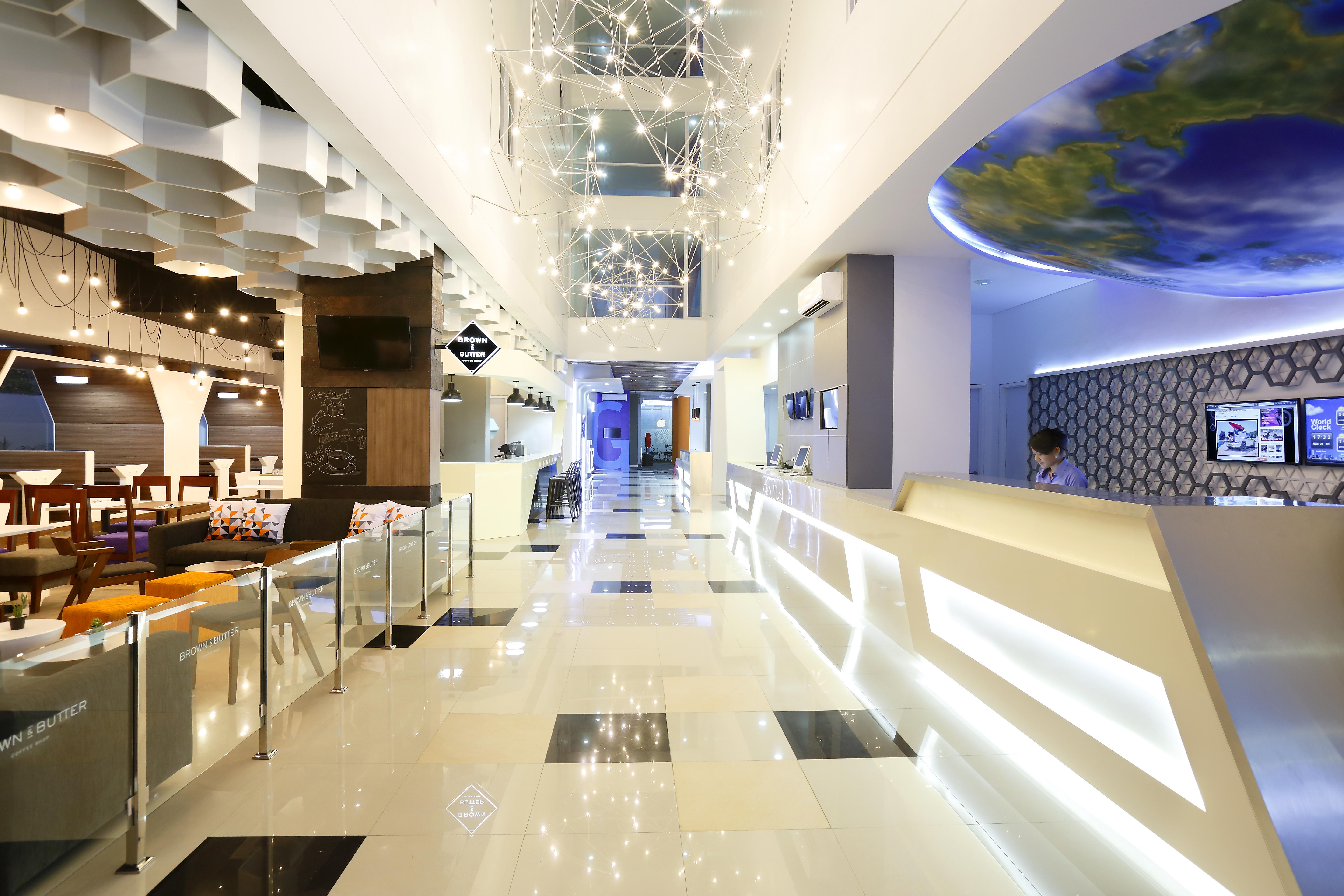 Berry Biz Hotel Seminyak  Luaran gambar